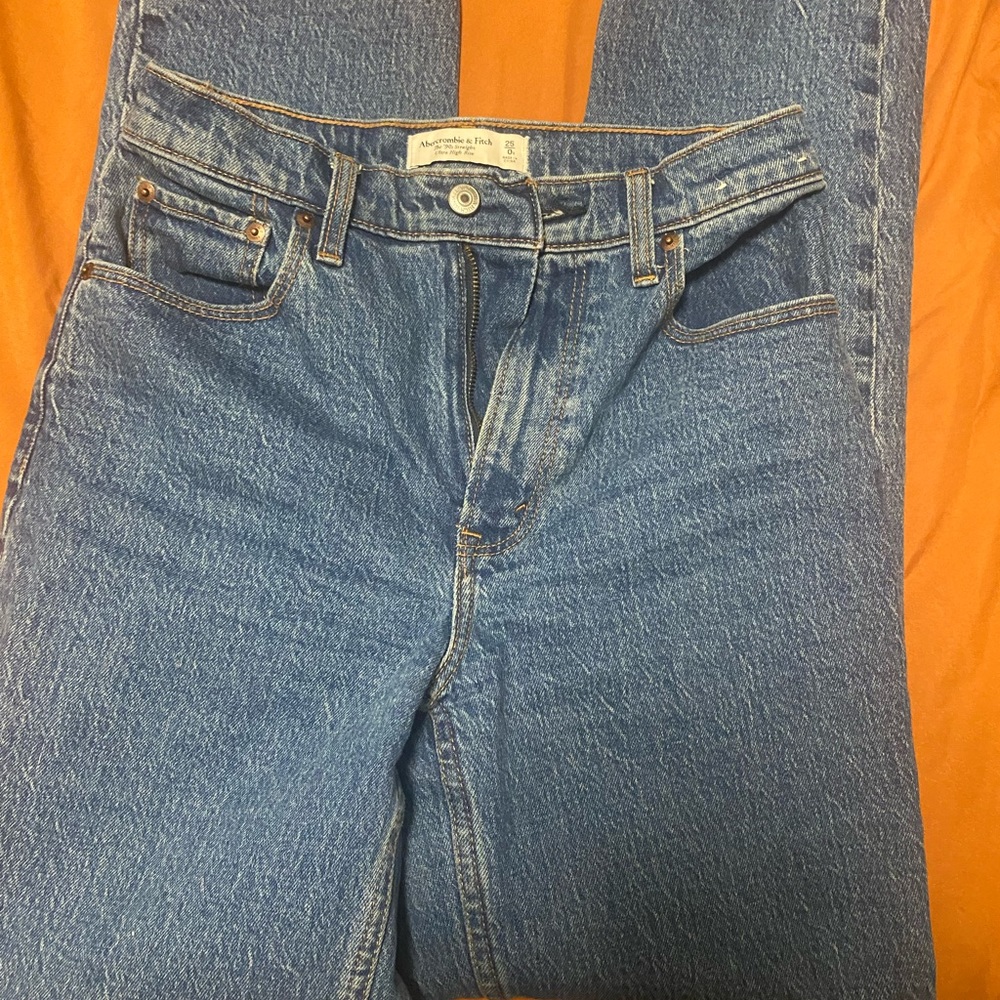 Abercrombie 90s straight high rise